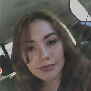 Meet your Posher, Lizbeth